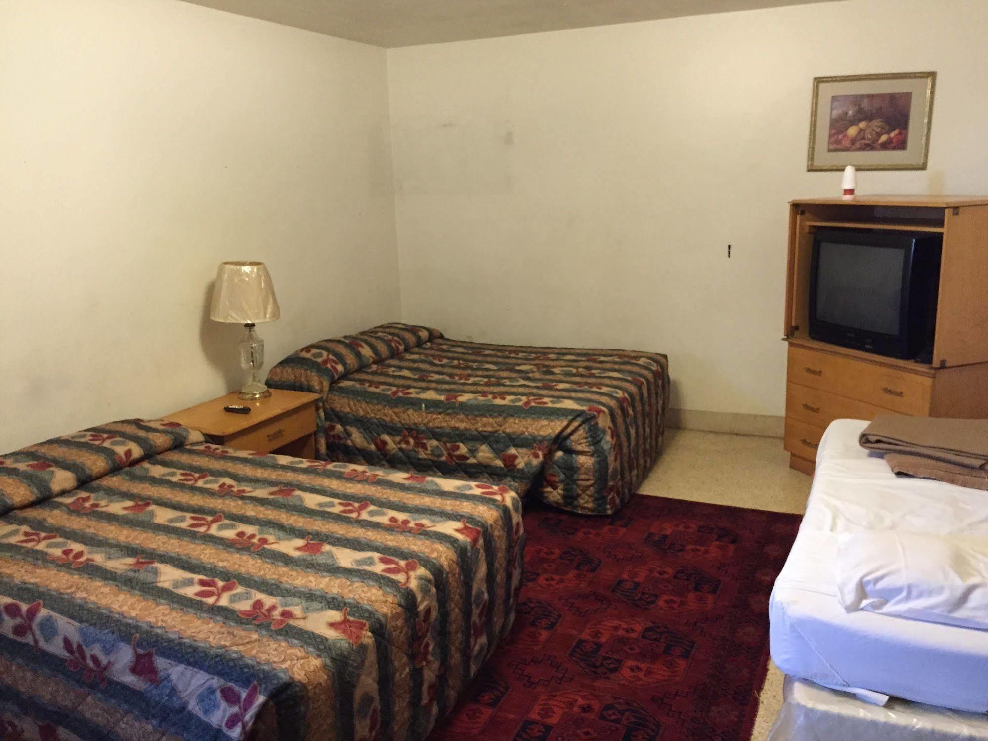 Travel Inn Of 赛百灵 外观 照片